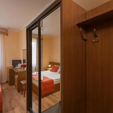 Citadel 3* Skhidnytsia